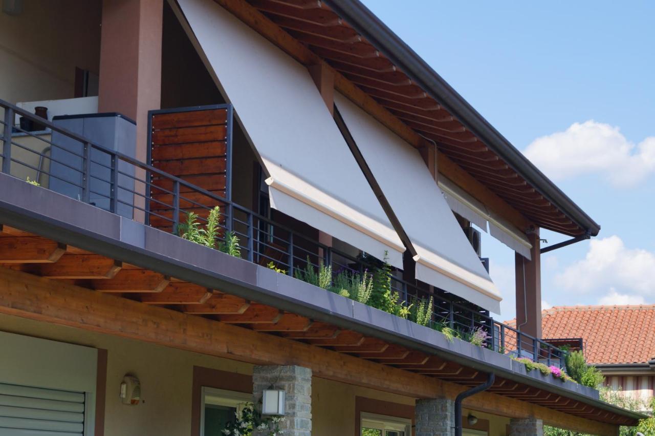 איספרה Charme Lake Loft מראה חיצוני תמונה