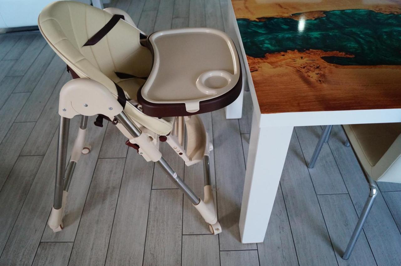 איספרה Charme Lake Loft מראה חיצוני תמונה