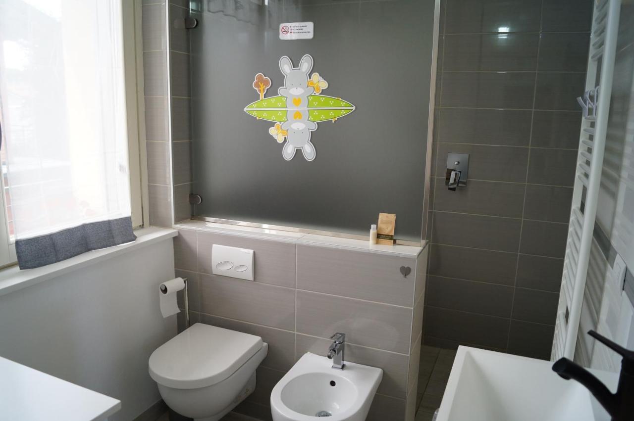 איספרה Charme Lake Loft מראה חיצוני תמונה